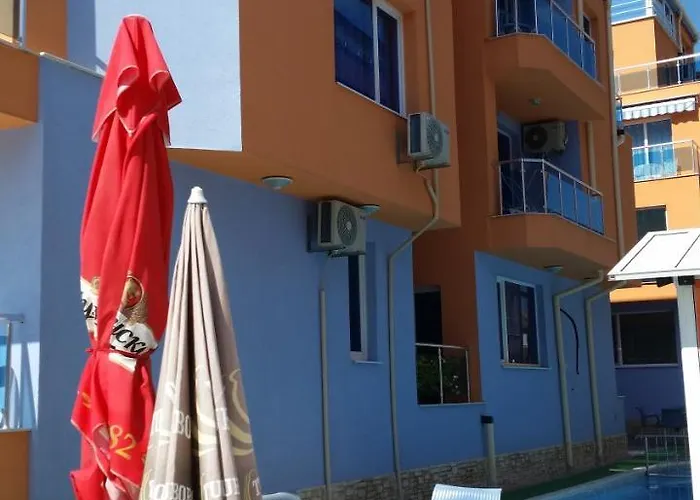 Dara ホテル プリモルスコ