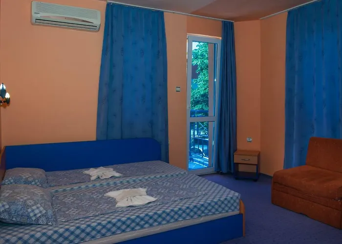 Dara ホテル プリモルスコ